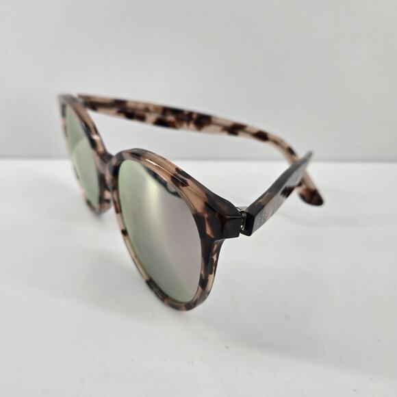 Diff Eyeware Polarized Cosmo Tortoise Sunglasses HM-TF40P main image 9